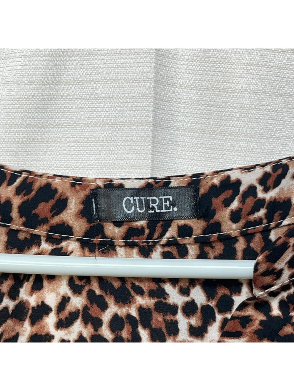 Cure Women's Leopard Print Blouse Brown Black 3/4 Sleeve V Neck 3XL - Picture 6 of 9